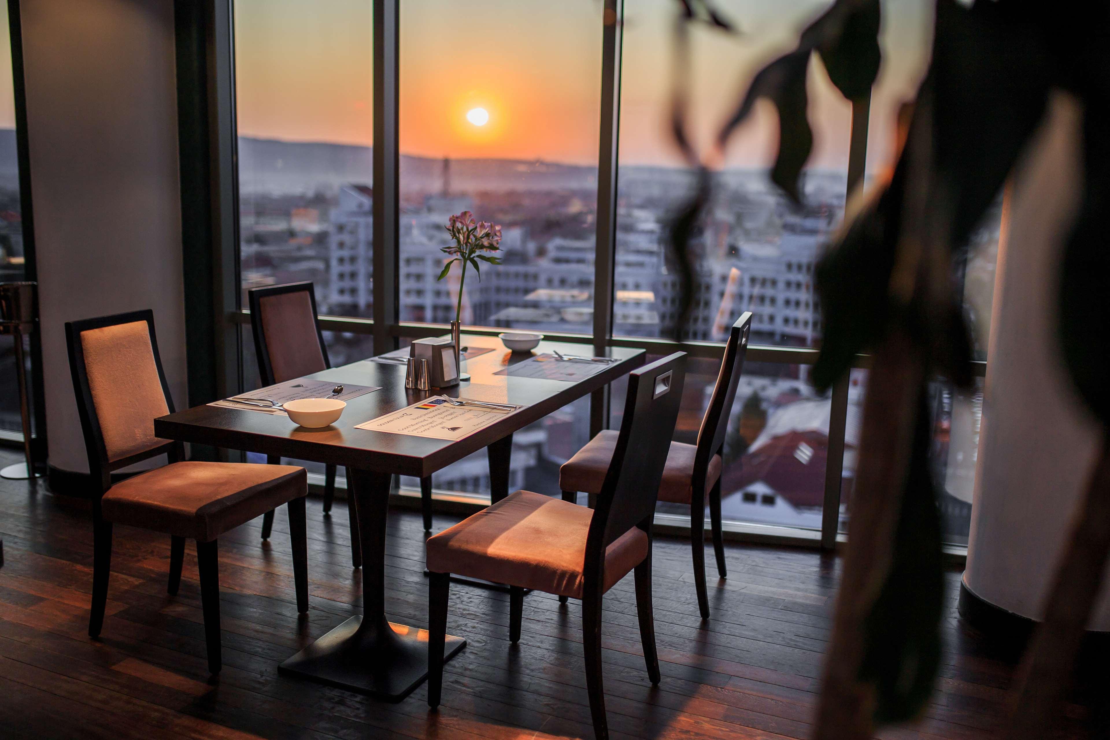 Hotel Golden Tulip Ana Tower ซีบิว ภายนอก รูปภาพ