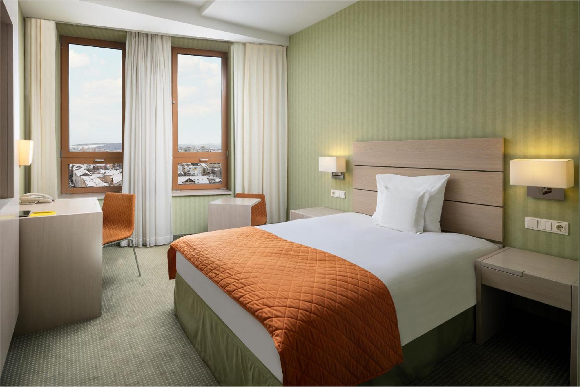 Hotel Golden Tulip Ana Tower ซีบิว ภายนอก รูปภาพ
